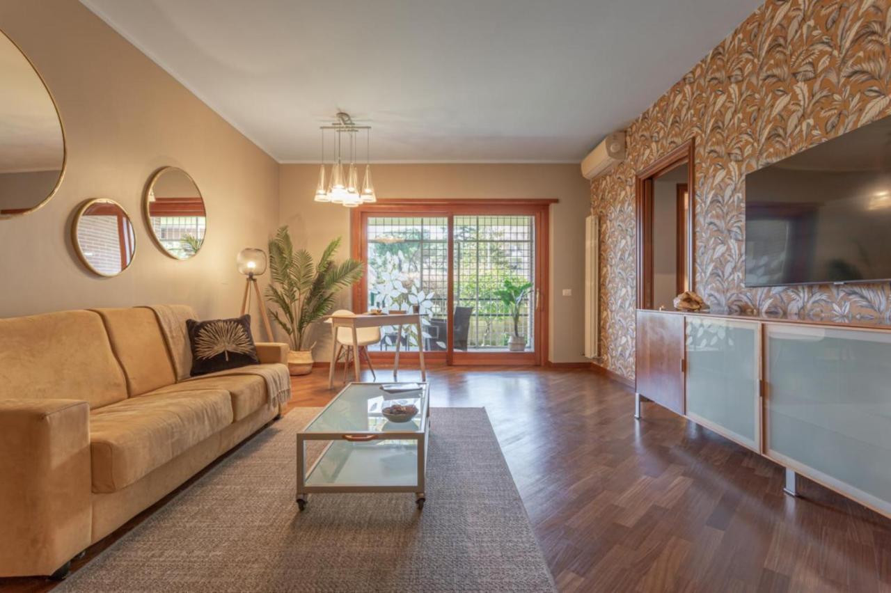 Elfaro Kitty - Stylish Apartment Close To S. Peter Roma Exterior foto